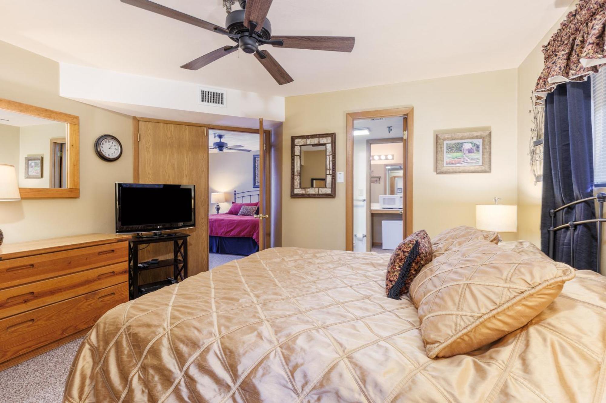 Seven Springs Stoneridge 3 Bedroom Standard Condo, Private Deck *